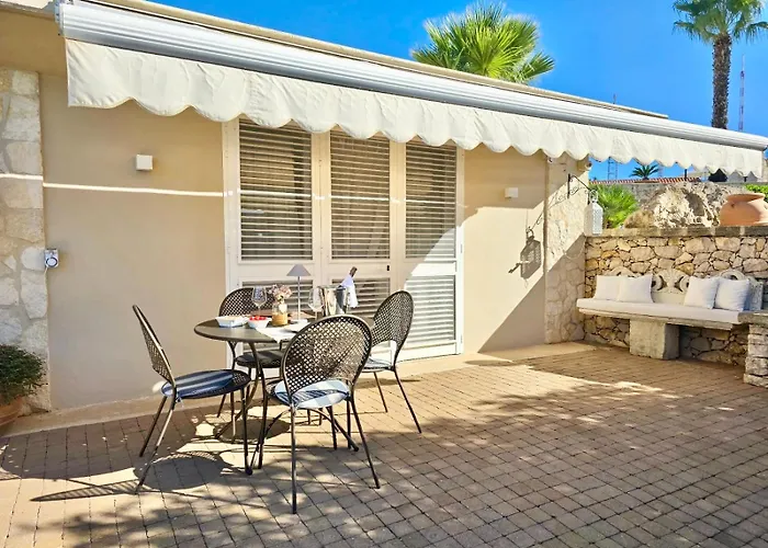 Holiday home Dependance Delle Ulie